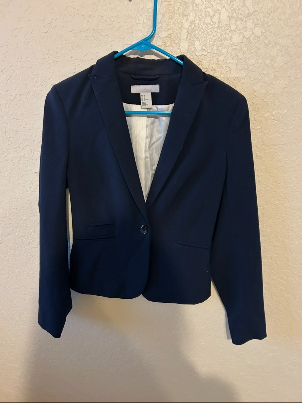 H&M Classic Navy Women's Tailored Blazer size 2/small